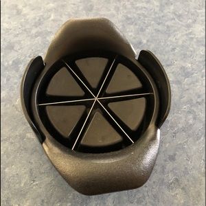 Reduced for Clearance! Pampered Chef pineapple cutter! New w/o box!